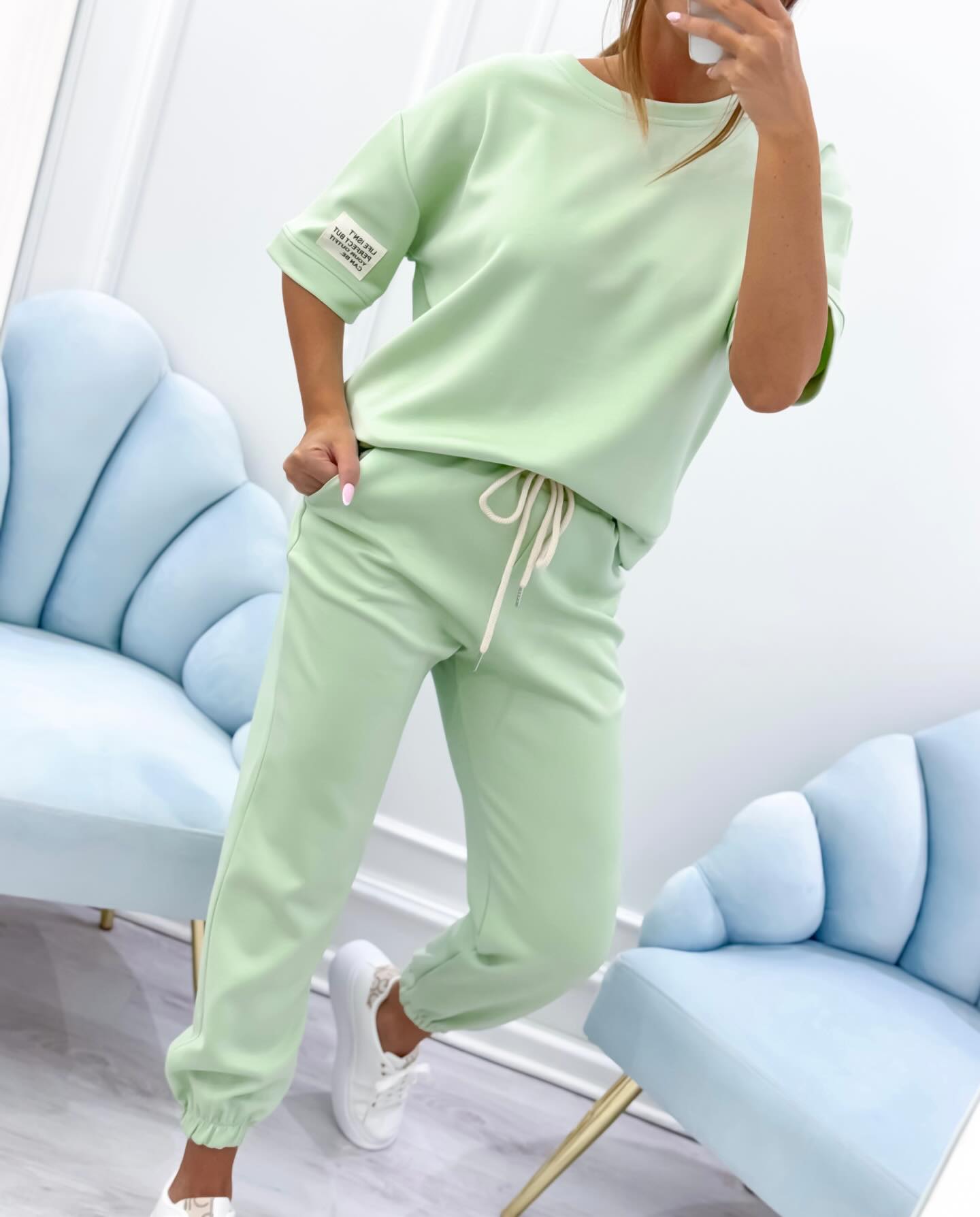 Andrei – Set casual damă cu top uni și pantaloni